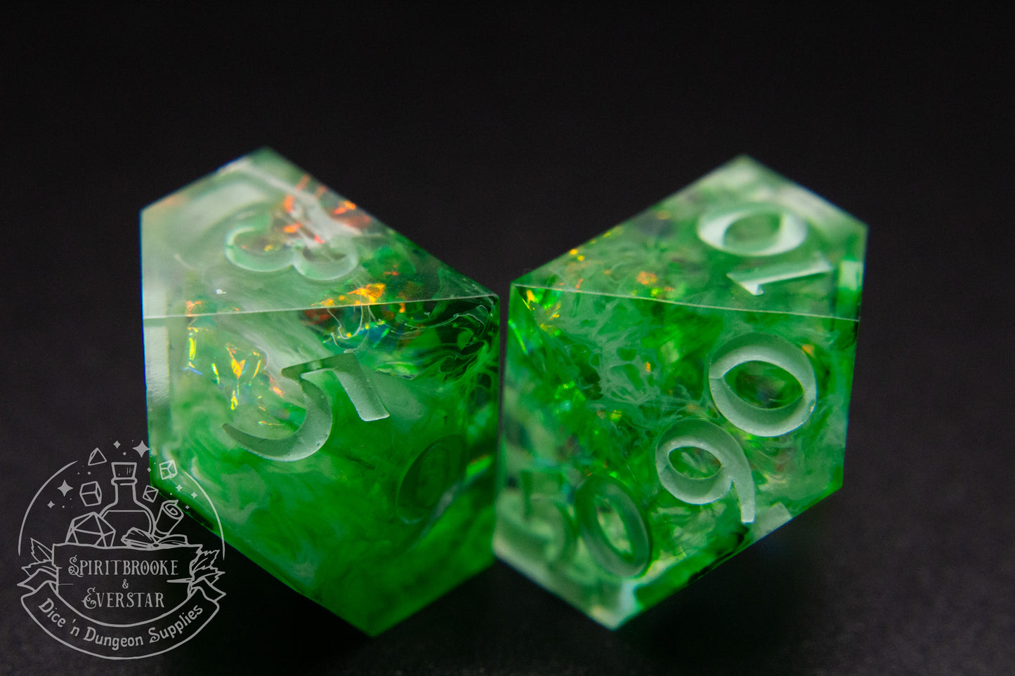Green Rainbow Druid Polyhedral Dice