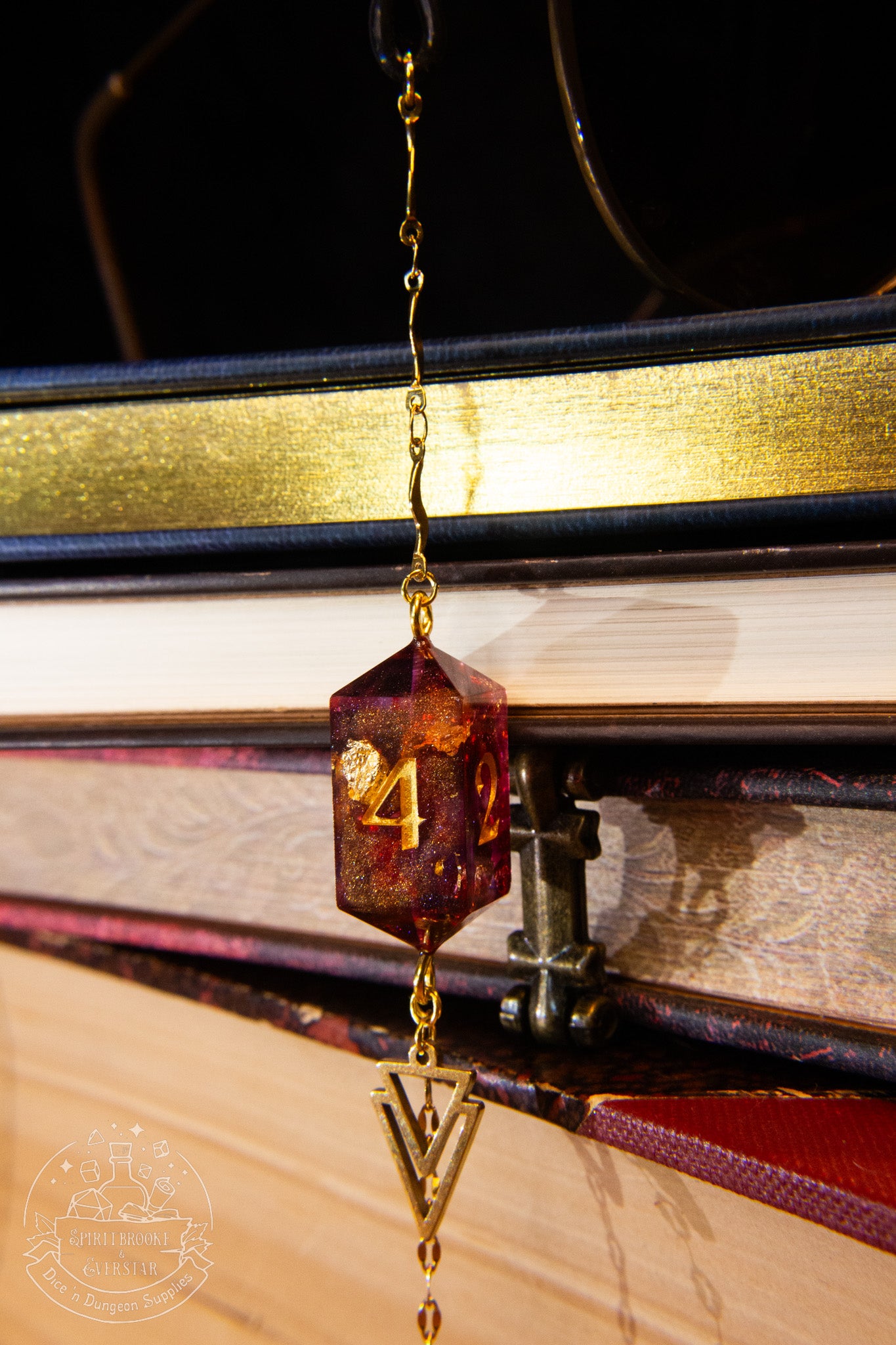 Gold Eyewear Chain Purple/Red Dice