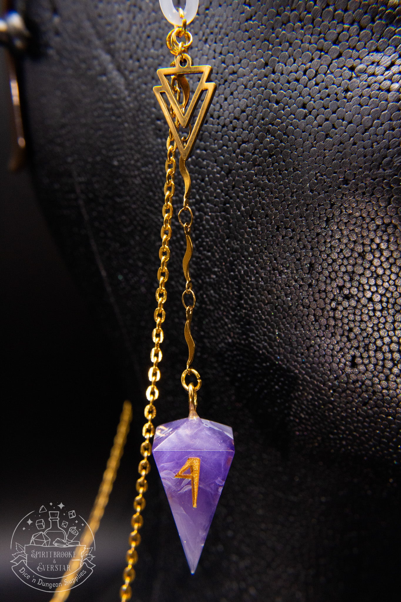 Gold Eyewear Chain Amethyst Dice