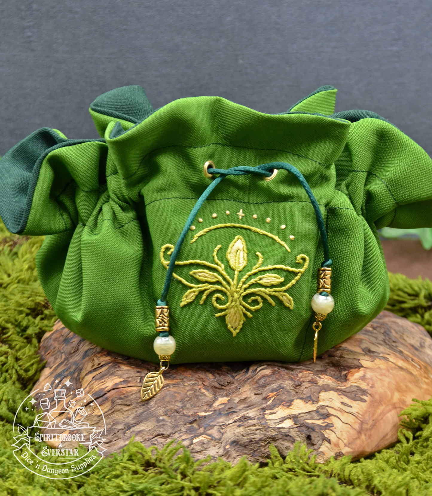 'Silvaeth' Normal Dice Bag (Embroidered)