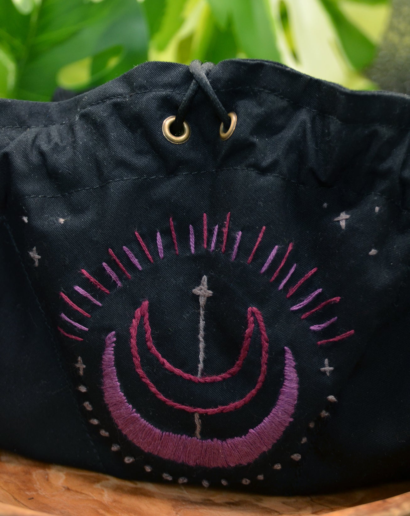 'Arcane Shadows' Normal Dice Bag (Embroidered)