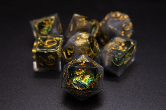 Chromatic Gold Polyhedral Geode Dice
