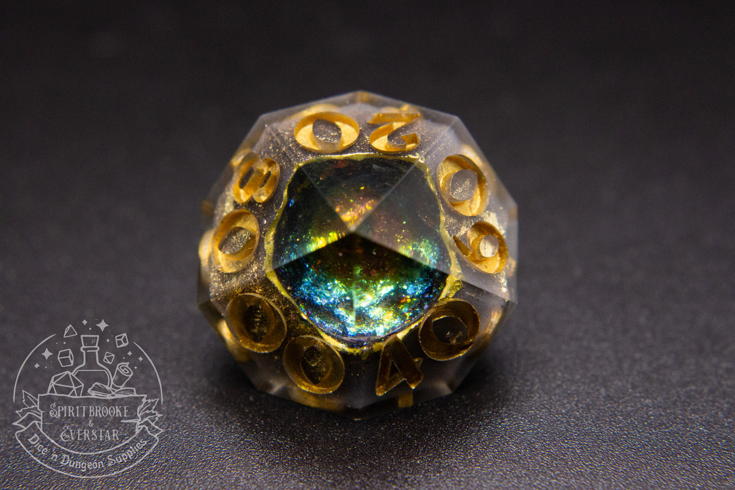 Chromatic Gold Polyhedral Geode Dice