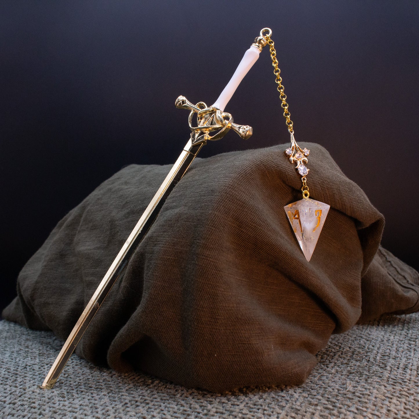 Dice Hair Sword - Gold Sword with a Royal White Glitter D4