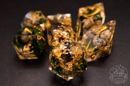 Golden Rot Pointy Polyhedral Dice set