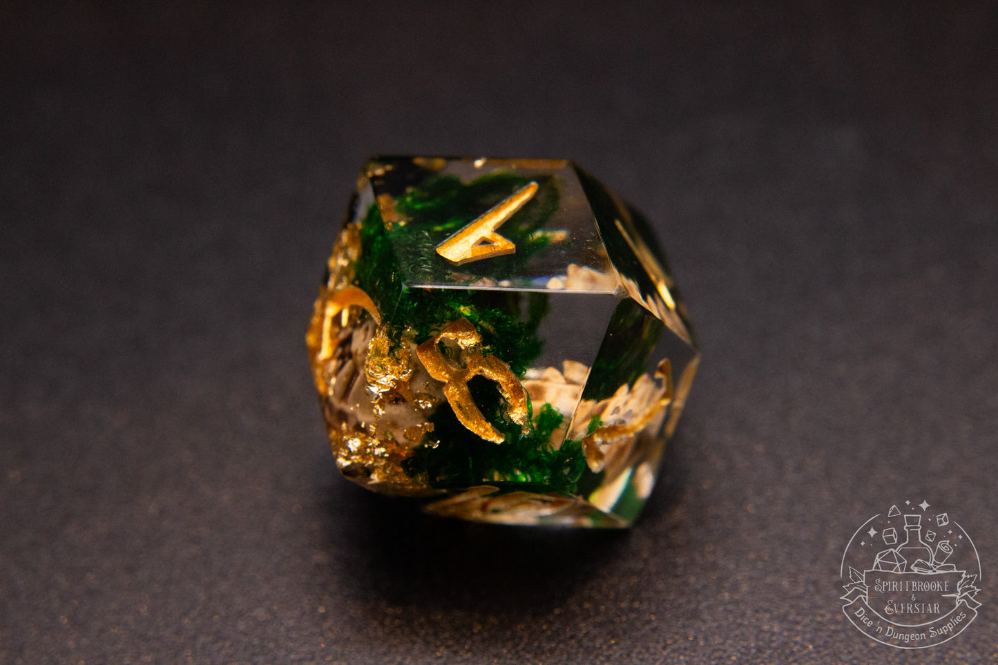 Golden Rot Pointy Polyhedral Dice set