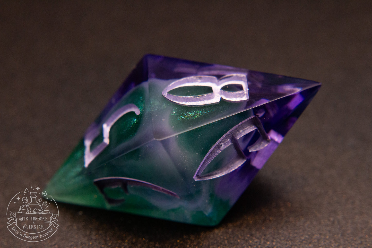 Hexmist Pointy Polyhedral Dice set