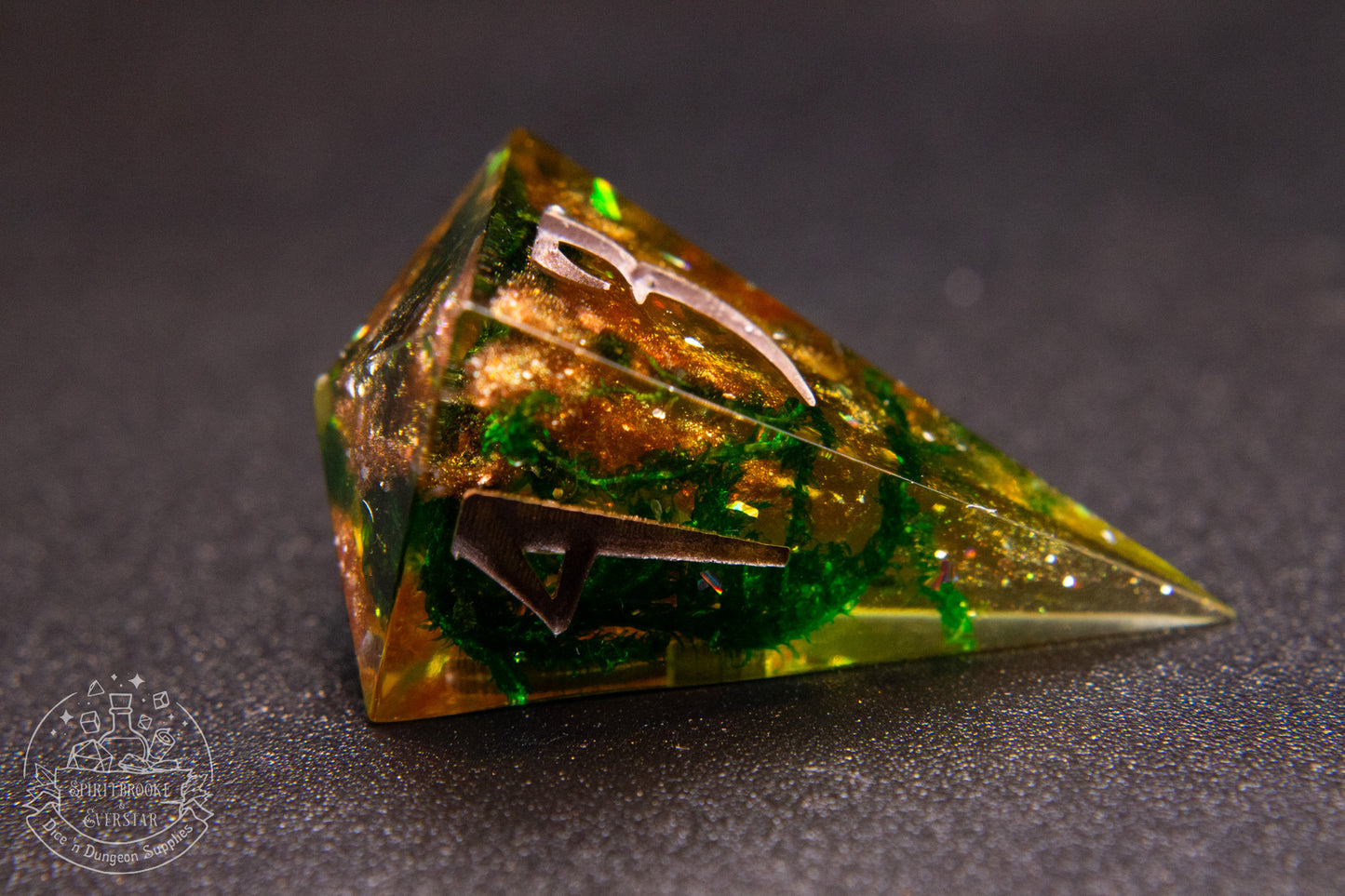 AmberMoss Pointy Polyhedral Dice set