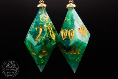 Faefern D10 + D100 Pointy Earrings