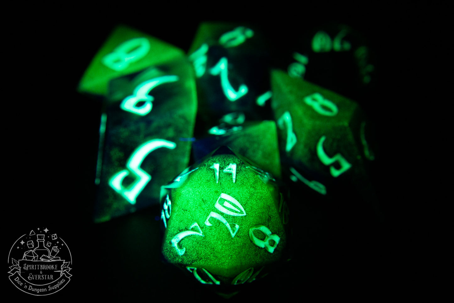 Wraith Pointy Polyhedral Dice set