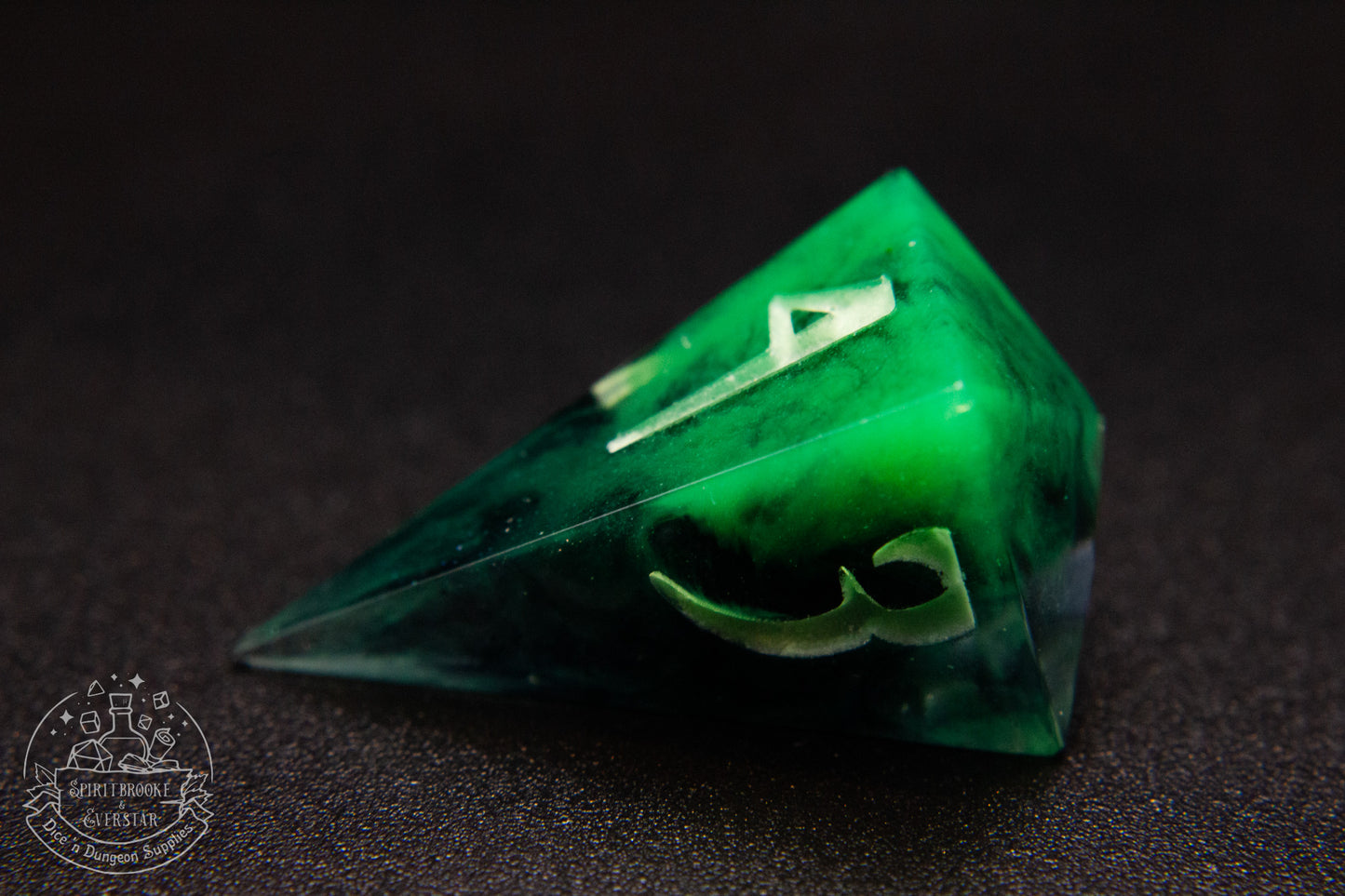 Wraith Pointy Polyhedral Dice set