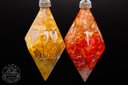 Solar Twins D10 + D100 Pointy Earrings