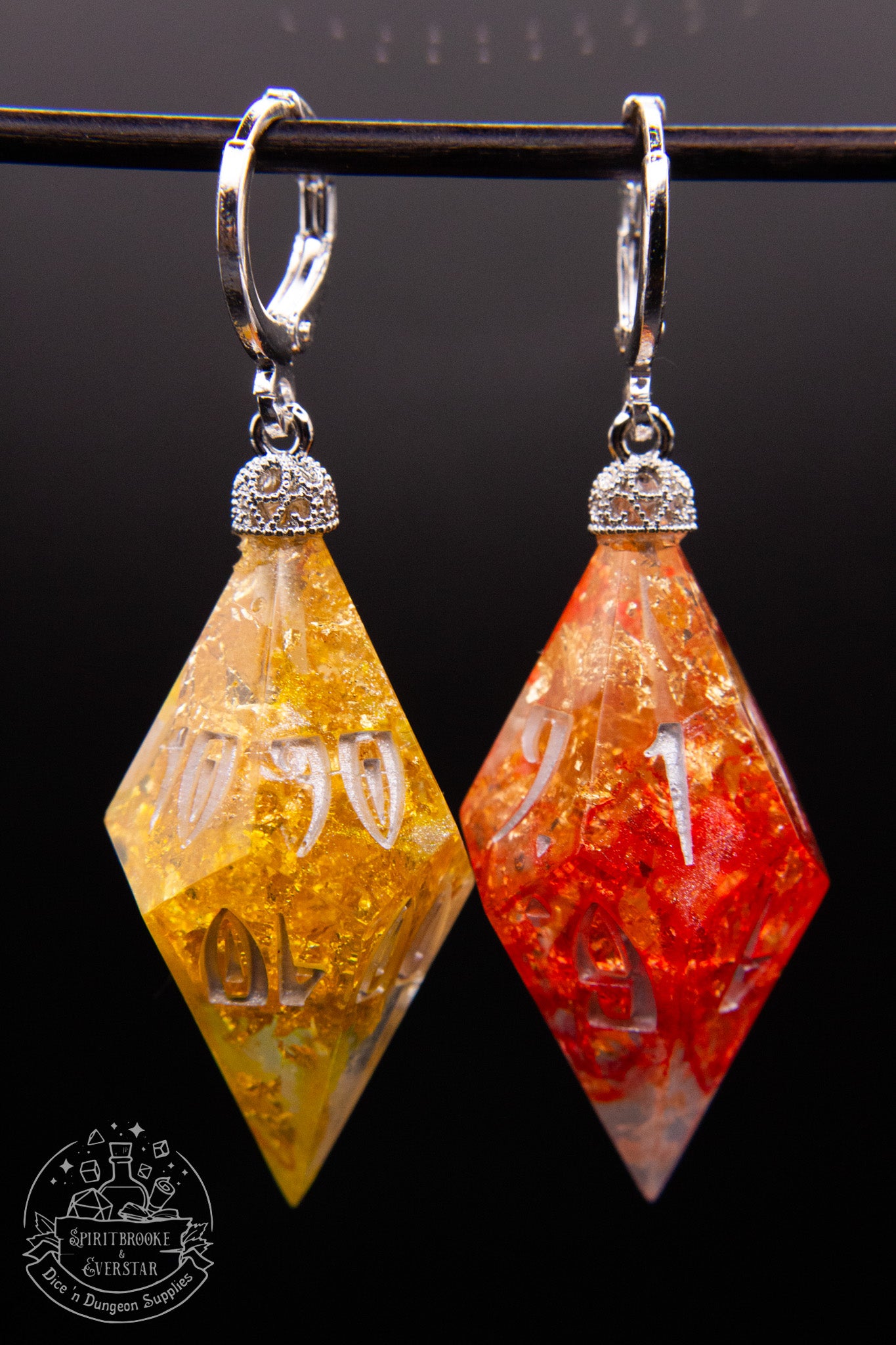 Solar Twins D10 + D100 Pointy Earrings