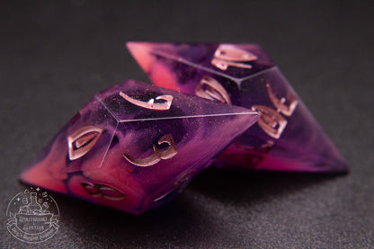 Cursed Rose Pointy Polyhedral Dice set
